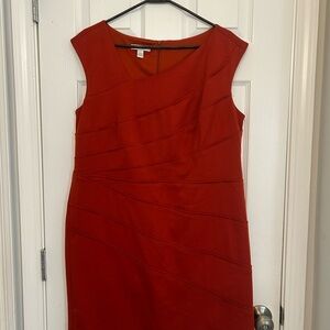 London Times Red Sleeveless Midi Dress